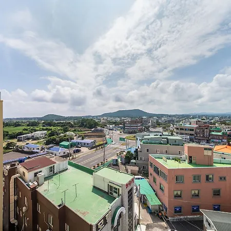 ゴールデン チューリップ チェジュ ソンサン ホテル 済州市 エクステリア 写真