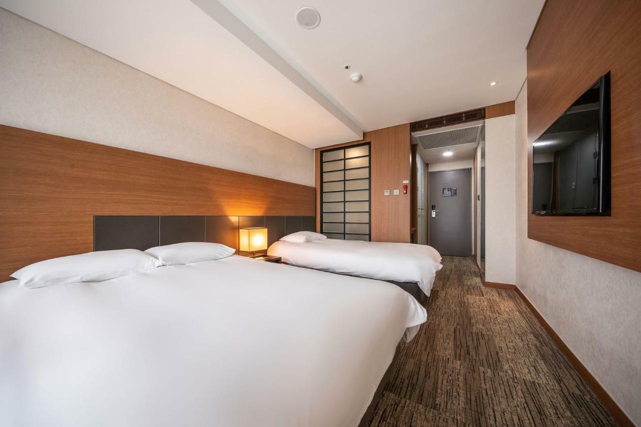 Golden Tulip Seongsan