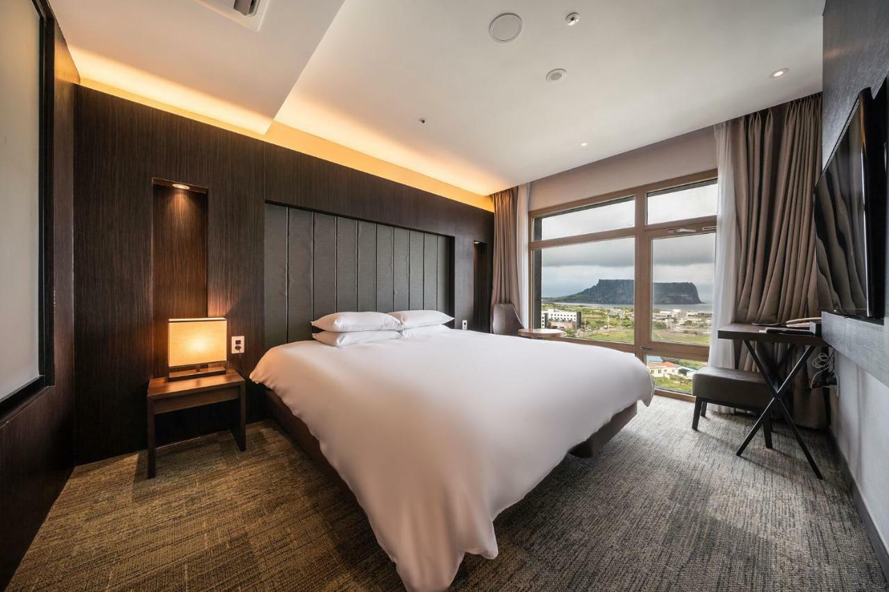 Hotel Golden Tulip Seongsan Jeju