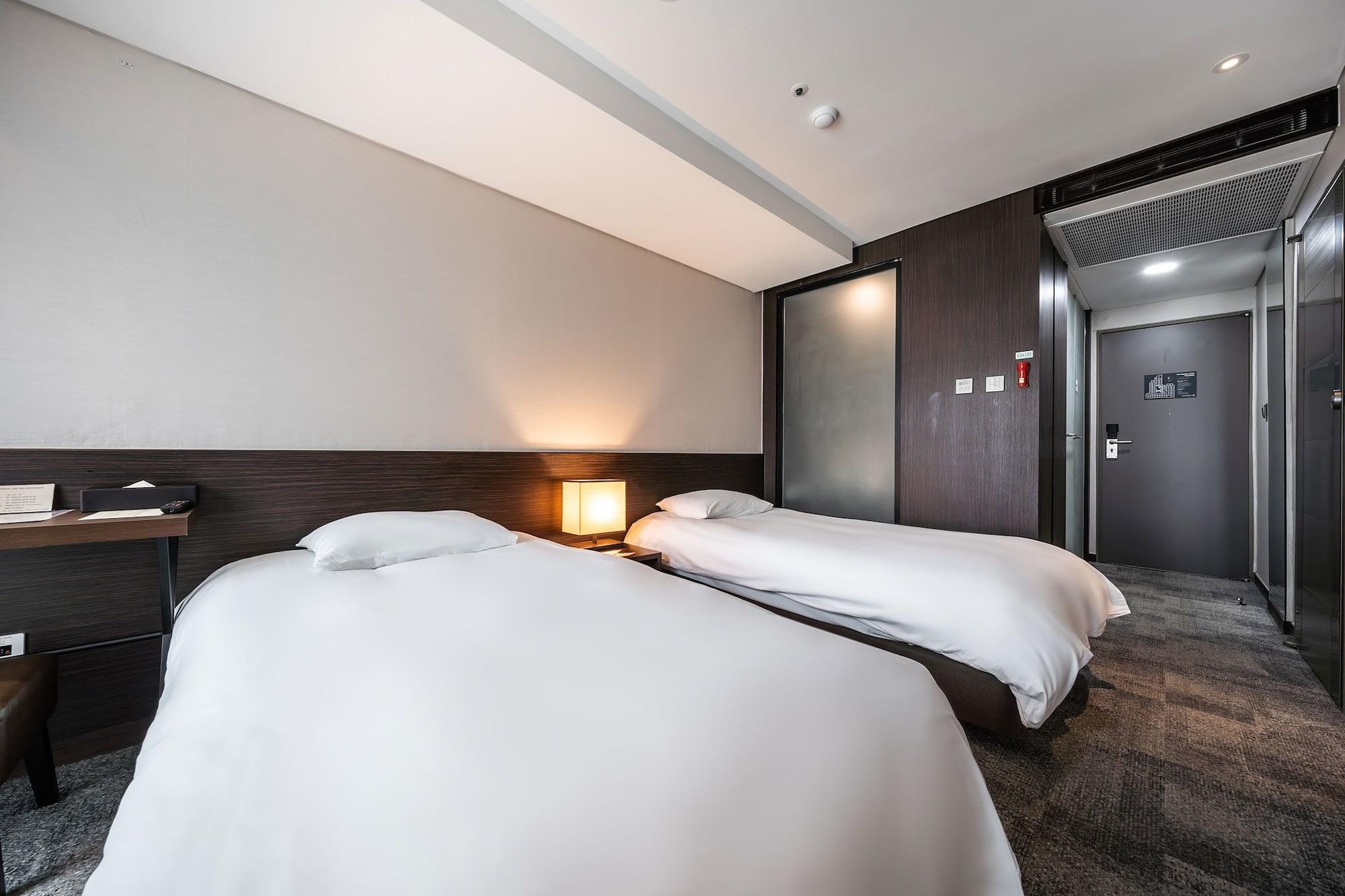 Golden Tulip Seongsan 3* Jeju