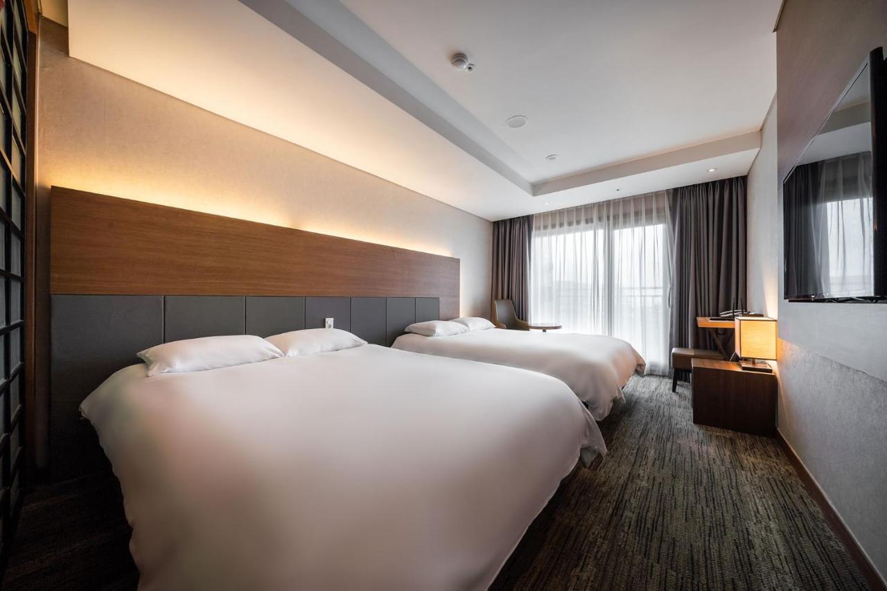 Golden Tulip Seongsan Jeju